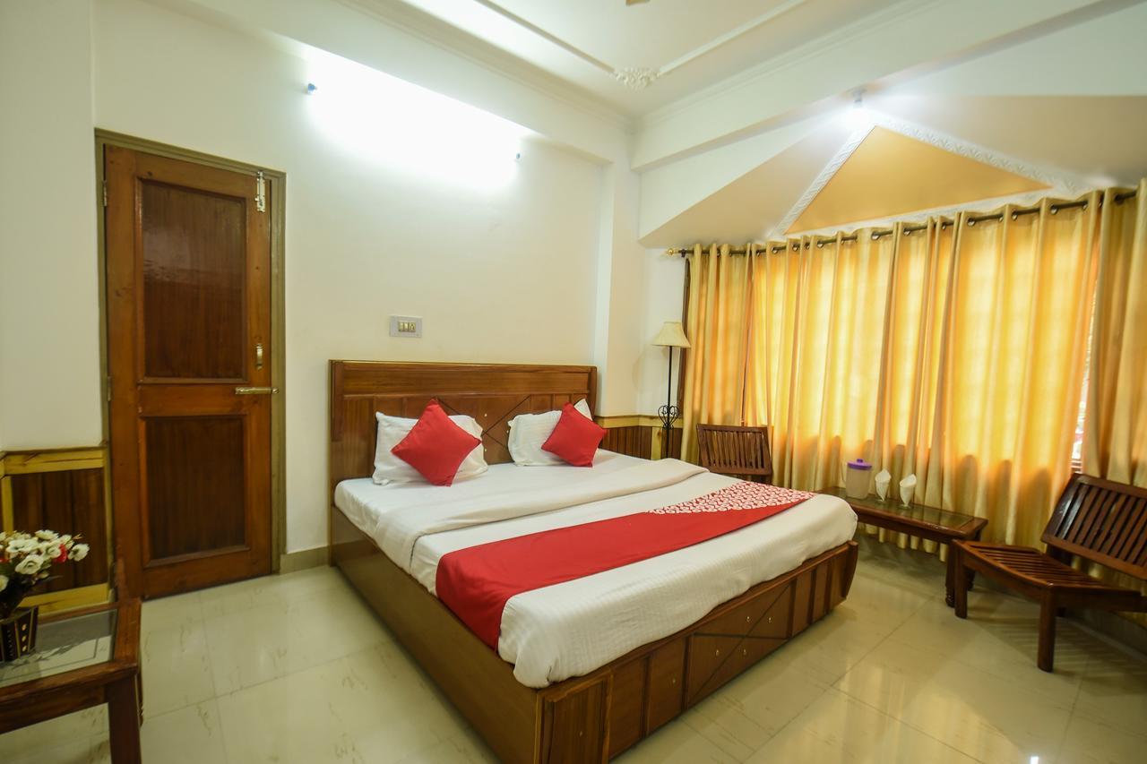 Oyo 12825 Omkara Homestay Kasauli Exterior foto
