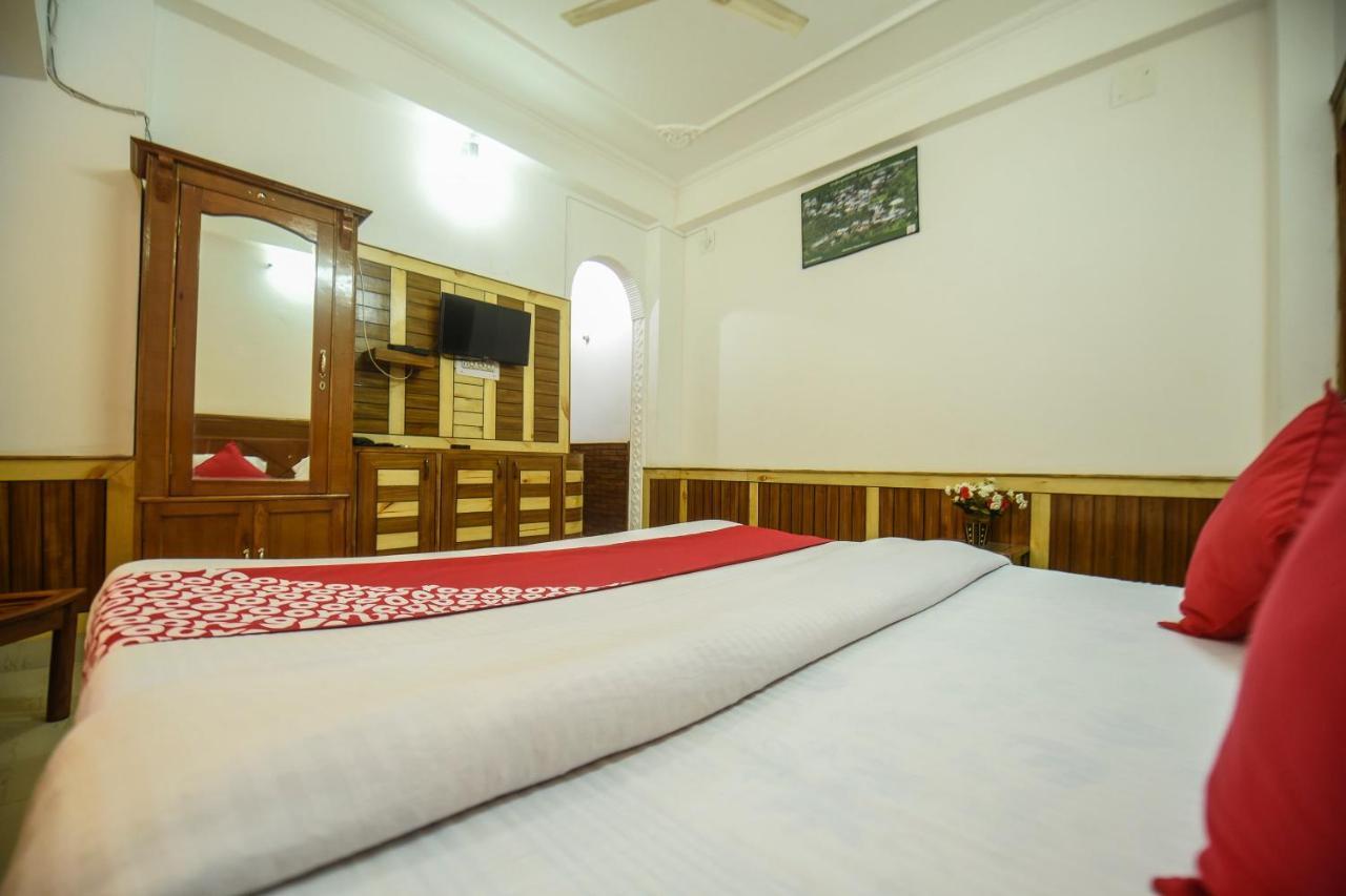 Oyo 12825 Omkara Homestay Kasauli Exterior foto